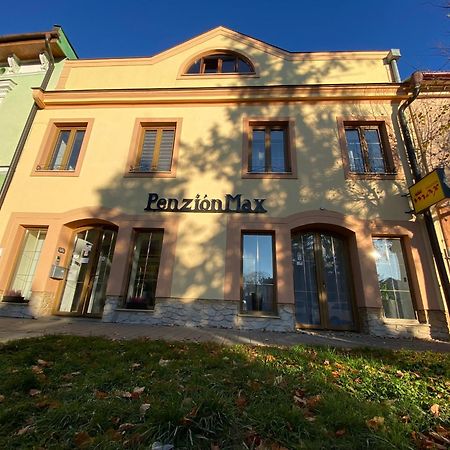Penzion Max Késmárk Kültér fotó